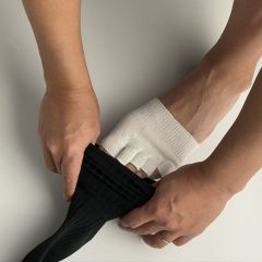 富山駅前前「MAROOT」足汗対策靴下　8/31まで出店中