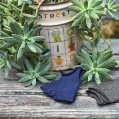 突っ張らない　指先openだから指間に密着　汗対策